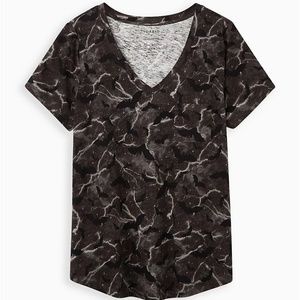 Torrid Tee 1X 2X 3X 4X 5X Bats Print Black/Grey Punk Goth Grunge Plus Shirt NWT